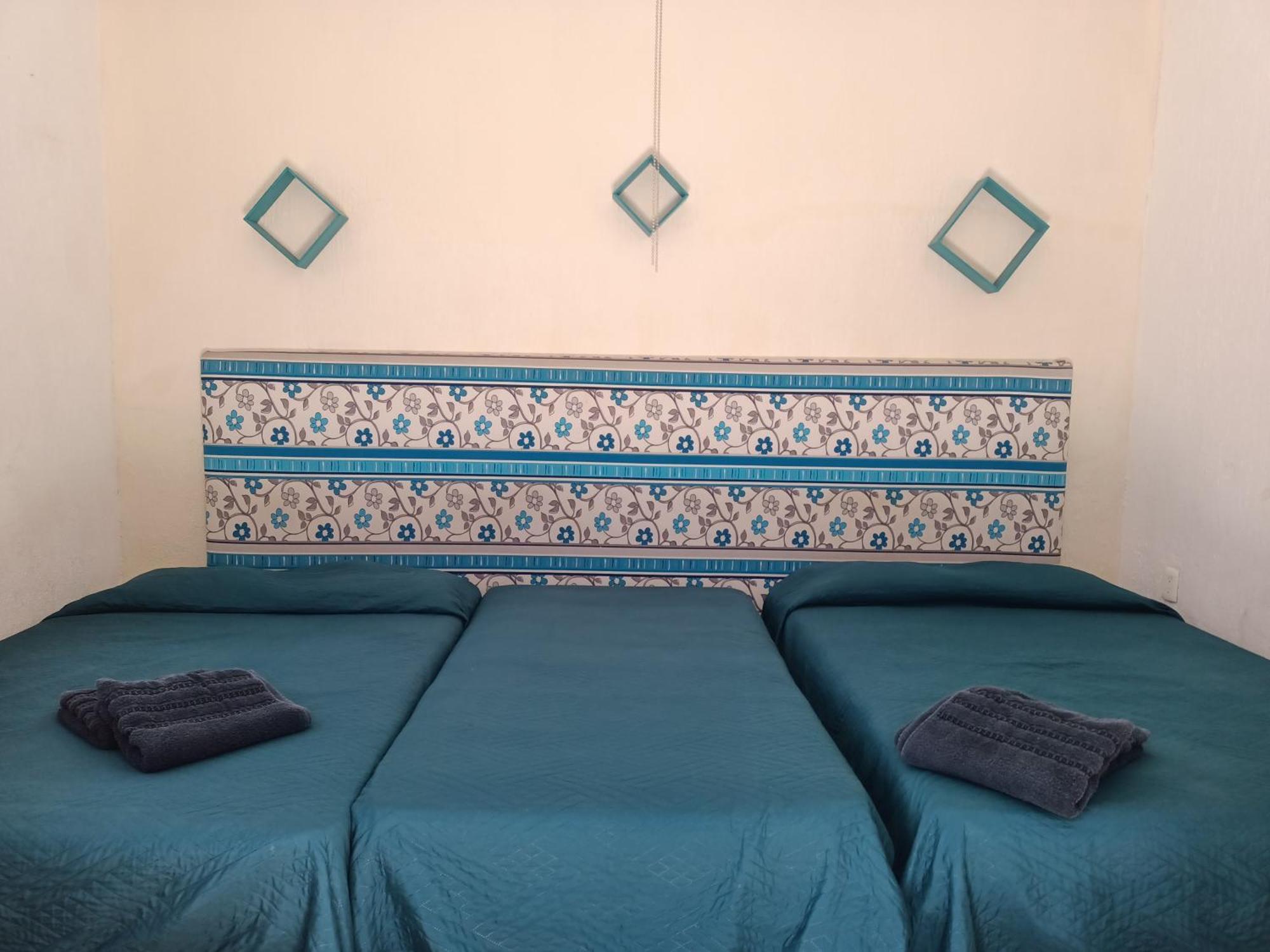 Casona Luciernaga-Casa De Huespedes Guest House Leon Bagian luar foto