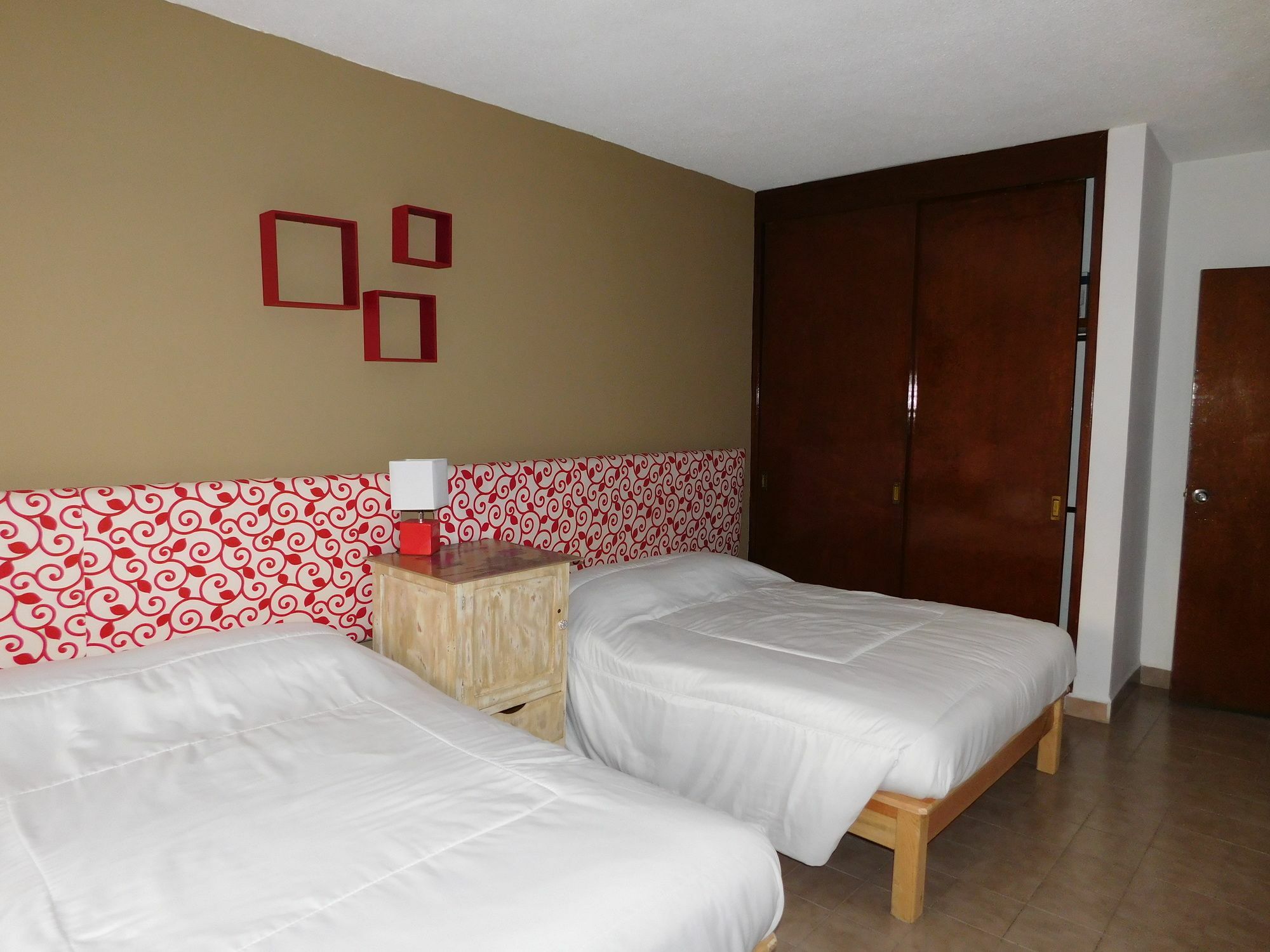 Casona Luciernaga-Casa De Huespedes Guest House Leon Bagian luar foto