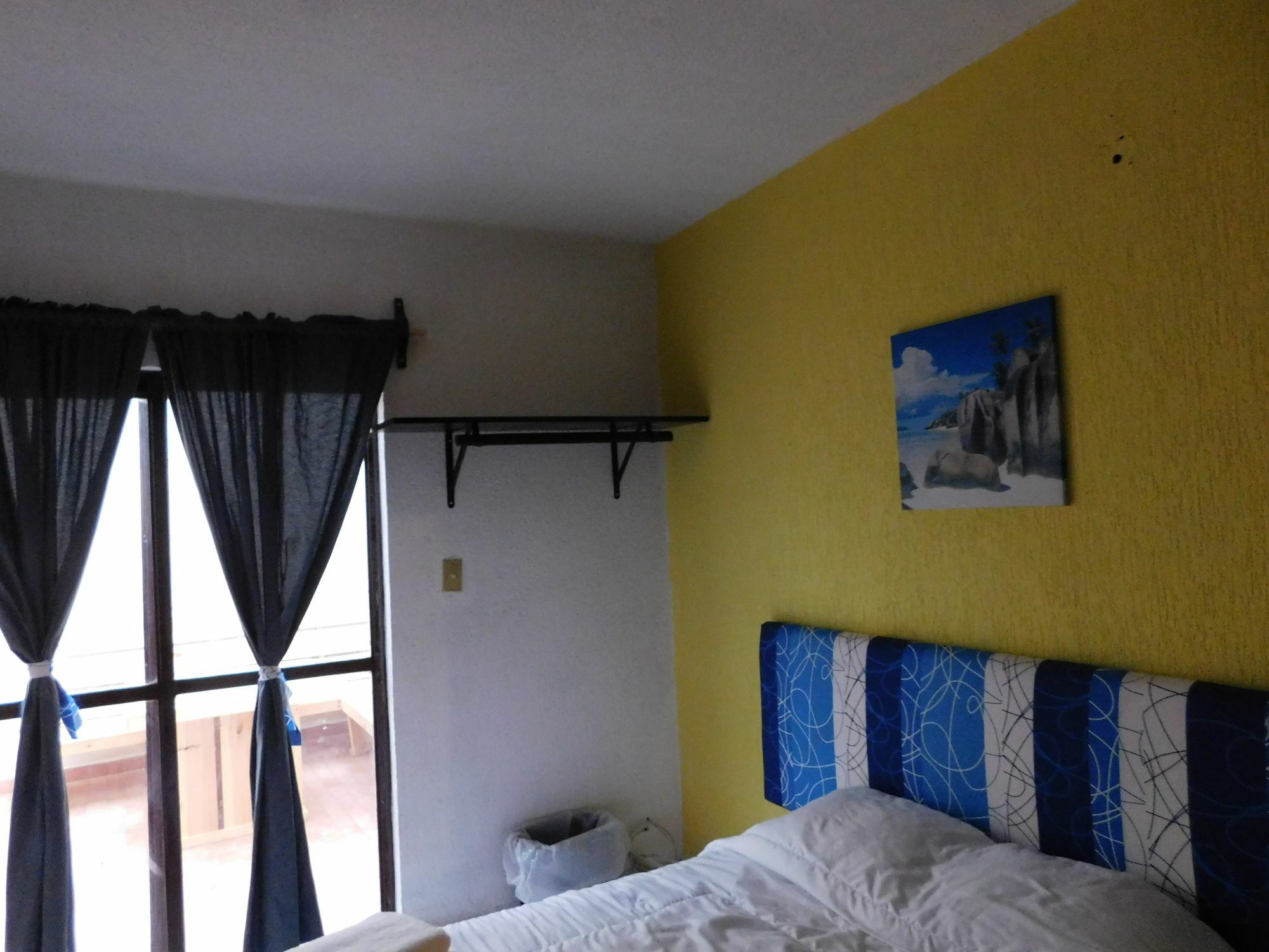 Casona Luciernaga-Casa De Huespedes Guest House Leon Bagian luar foto